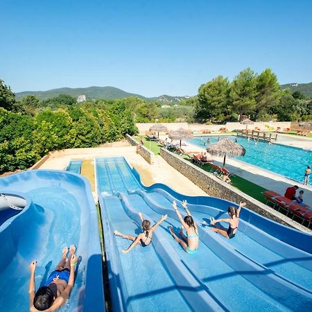 Camping Les Hautes Prairies Lourmarin Exterior foto