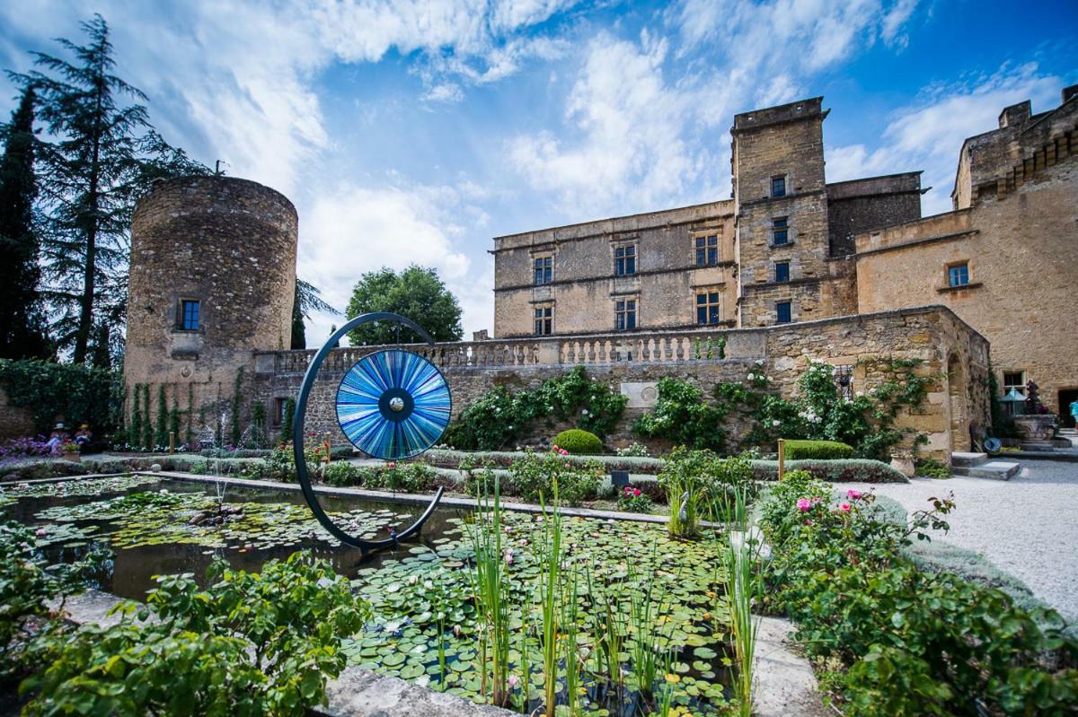 Camping Les Hautes Prairies Lourmarin Exterior foto